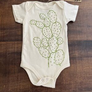 Cream Cactus Print Baby Bodysuit Onesie. Brand new with tags 100% organic cotton